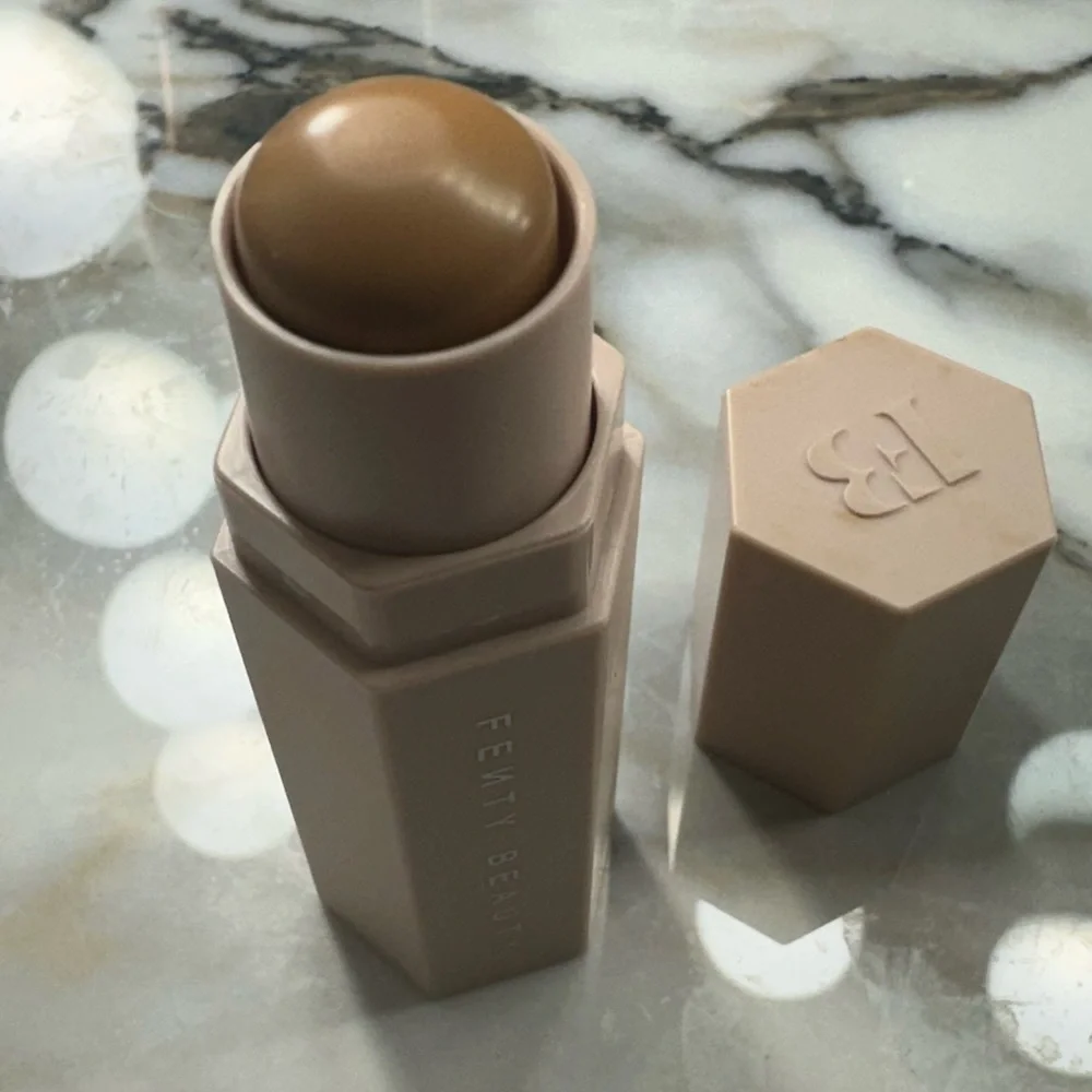 Fenty Beauty effortlessly blendable